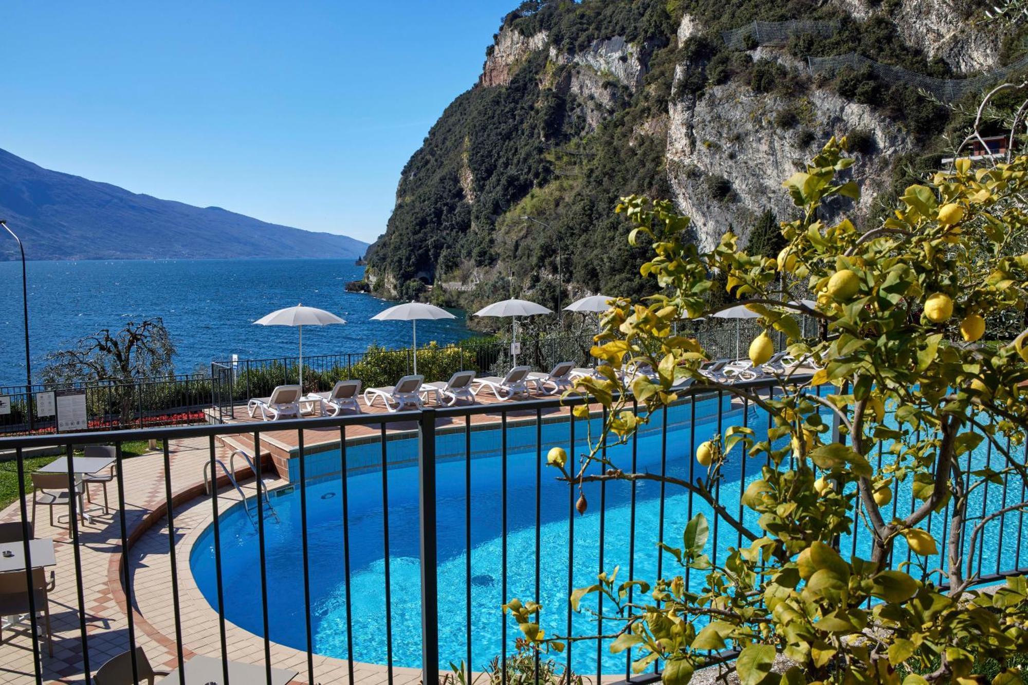 Hotel Atilius - Adults Only Limone sul Garda Exterior photo