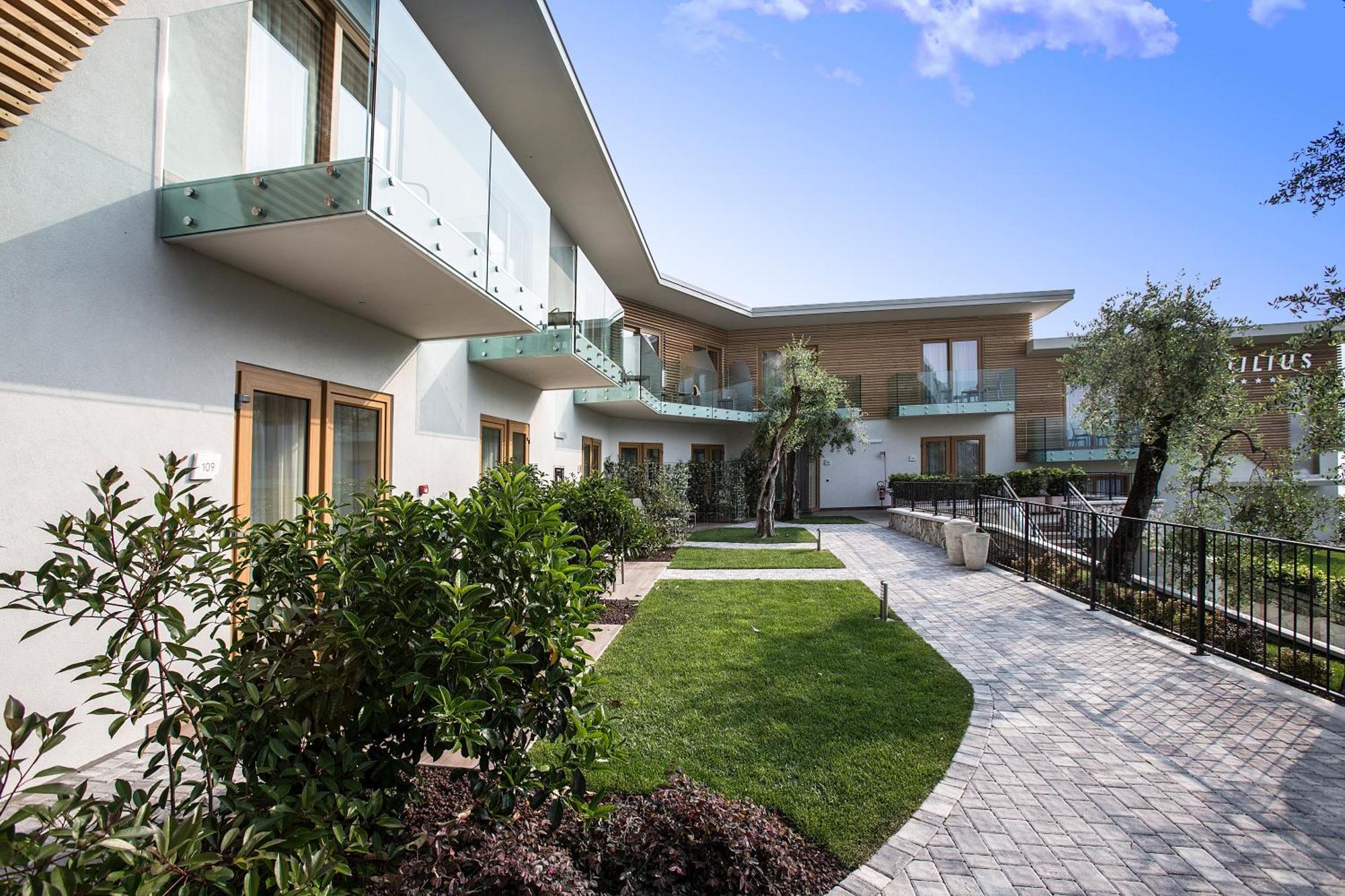 Hotel Atilius - Adults Only Limone sul Garda Exterior photo
