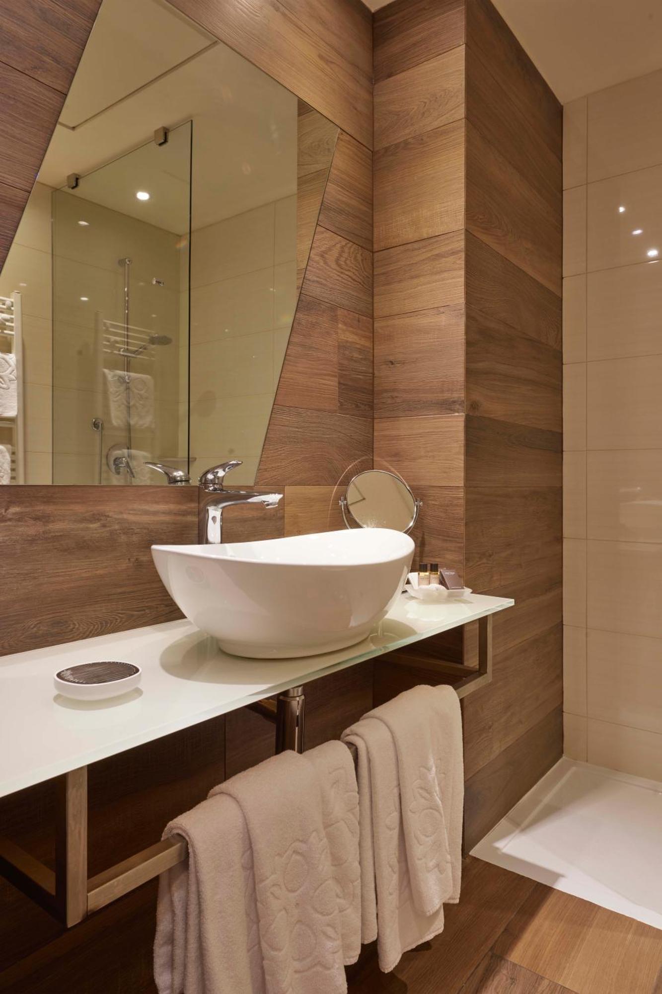Hotel Atilius - Adults Only Limone sul Garda Room photo