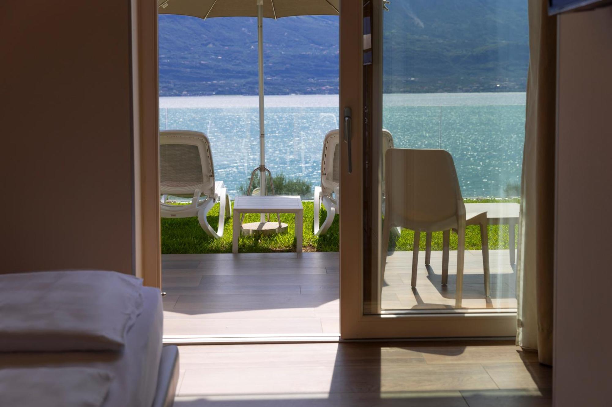 Hotel Atilius - Adults Only Limone sul Garda Room photo